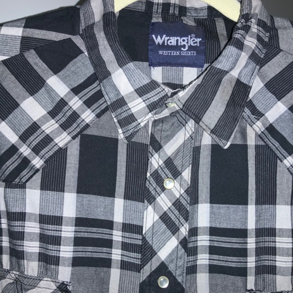Wrangler Western Shirt plaid pearl snap front XLT long sleeve snap cuffs - Picture 4 of 9